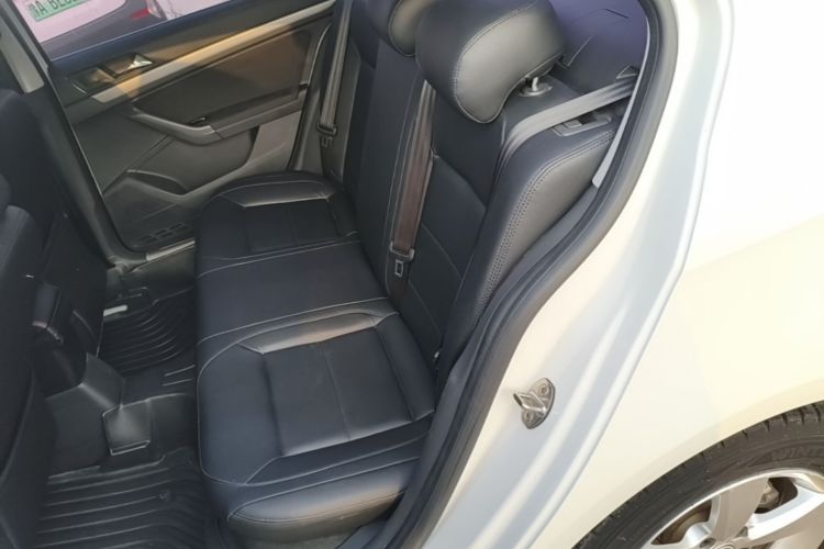 Volkswagen Lavida 2023 car image #17