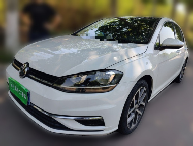 Volkswagen Golf 2020 car image 