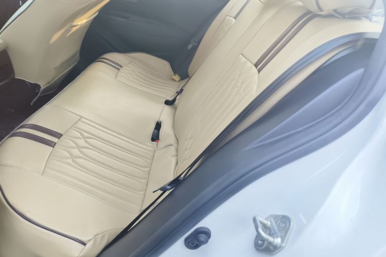 Toyota Corolla 2024 صورة سيارة #17