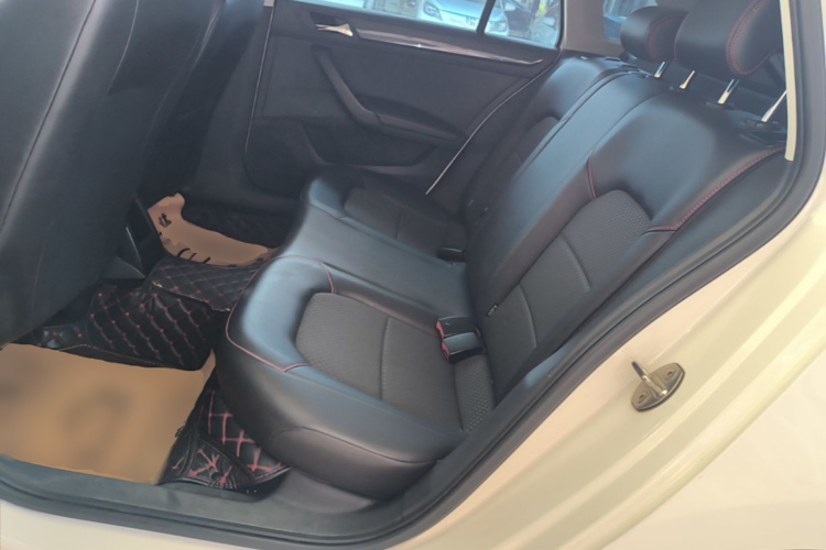 Volkswagen Santana 2021 car image #13