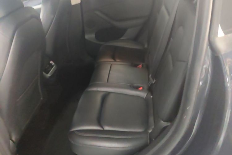 Tesla Model Y 2024 car image #17
