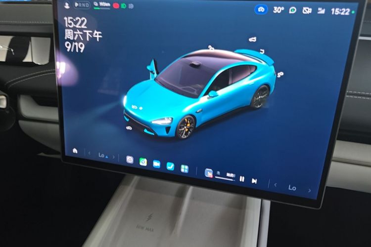 MI SU7 2024 car image #13