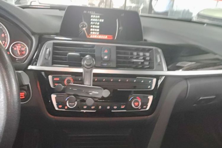 BMW 3 Series 2017 #13 BMW 3 Series 2017 car image #13