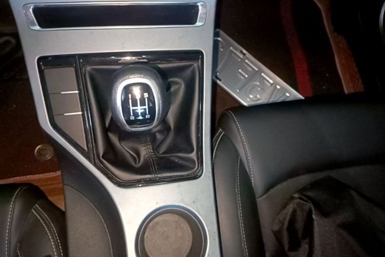GEELY Emgrand 2021 #14 GEELY Emgrand 2021 immagine di auto #14