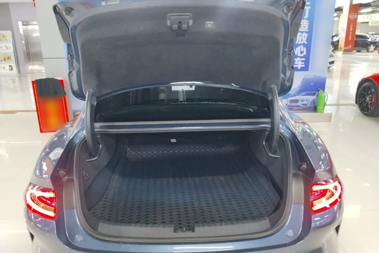 MI SU7 2024 image de voiture #19