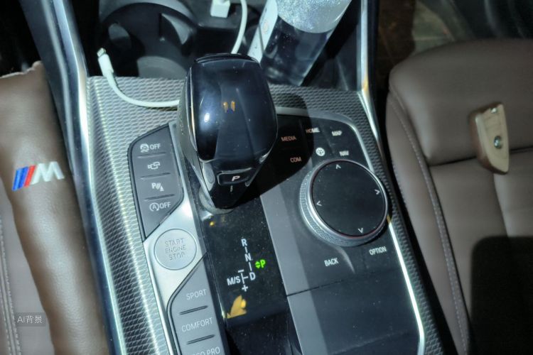 BMW 3 Series 2020 car image #16