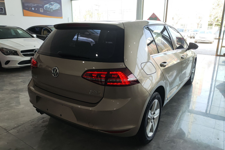 Volkswagen Golf 2017 изображение автомобиля #7