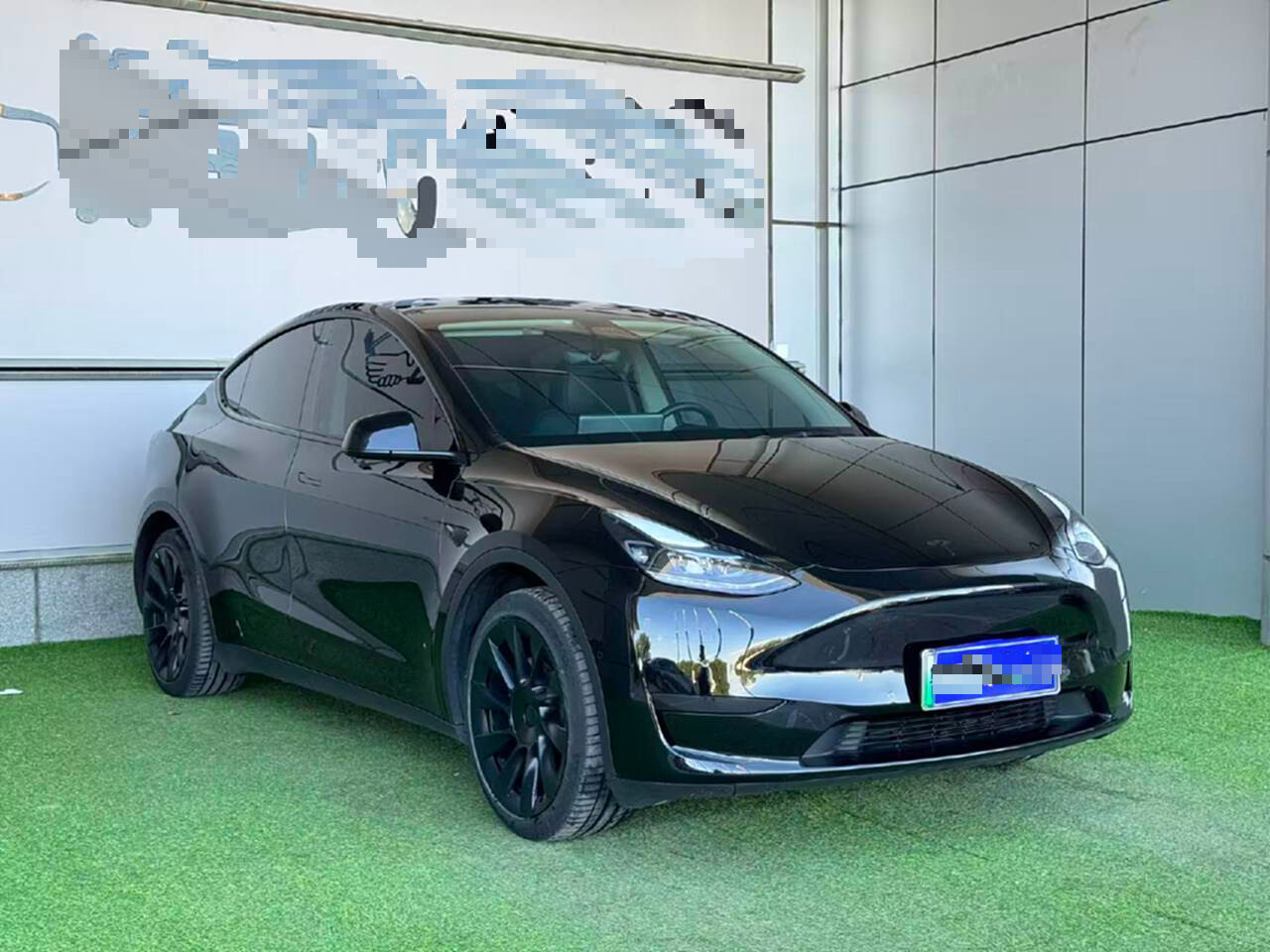 Tesla Model Y 2023 #5 Tesla Model Y 2023 car image #5