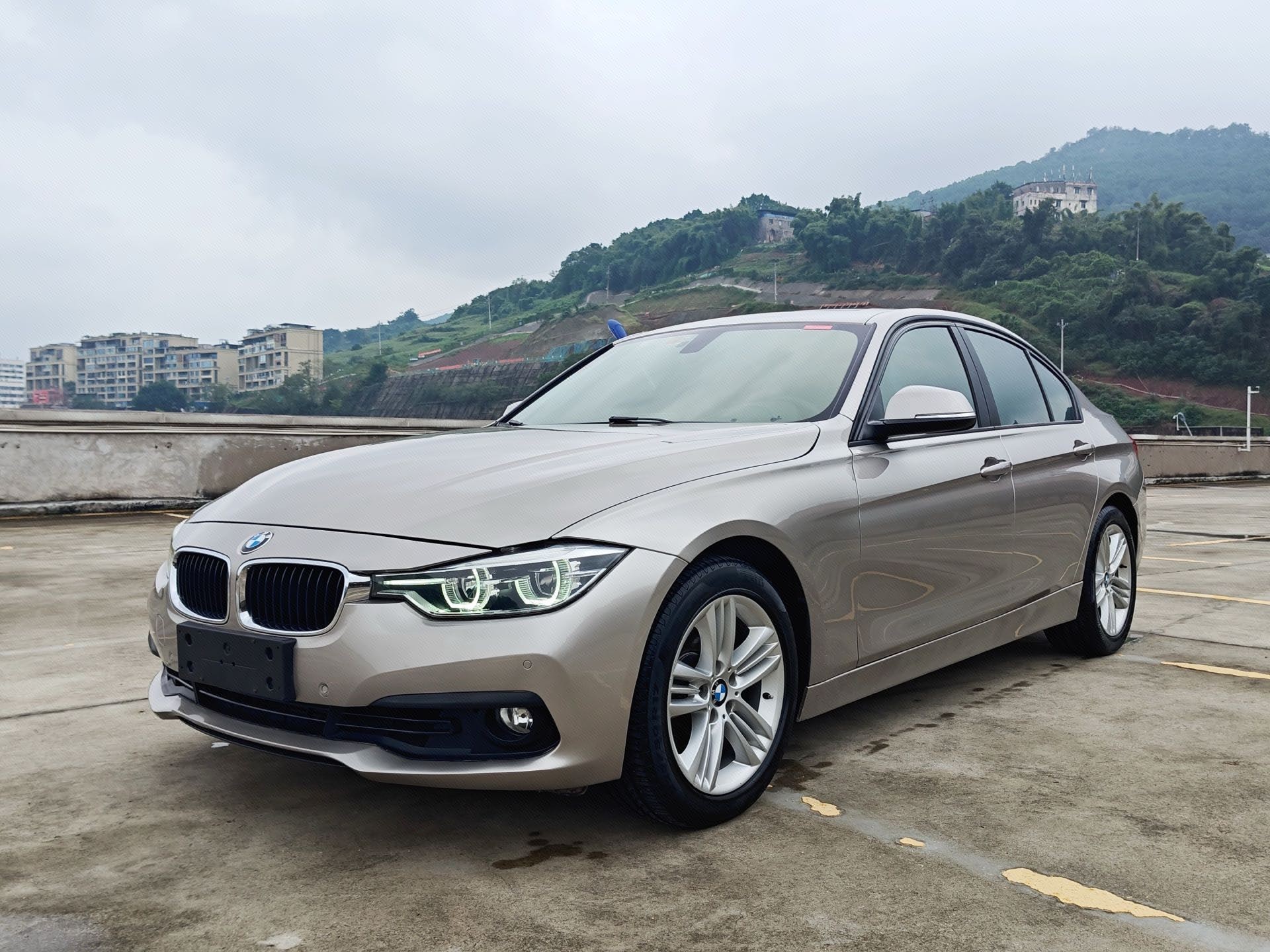 BMW 3 Series 2016 car image 
