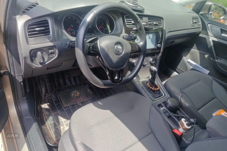 Volkswagen Golf 2014 car image #11