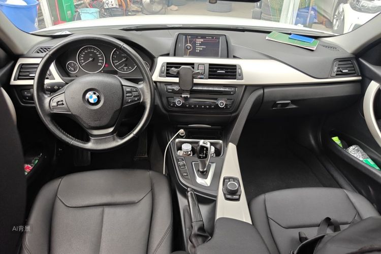 BMW 3 Series 2014 car image #11
