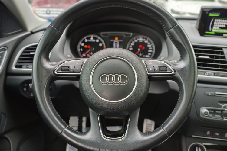 Audi Q3 2016 #11 Audi Q3 2016 car image #11