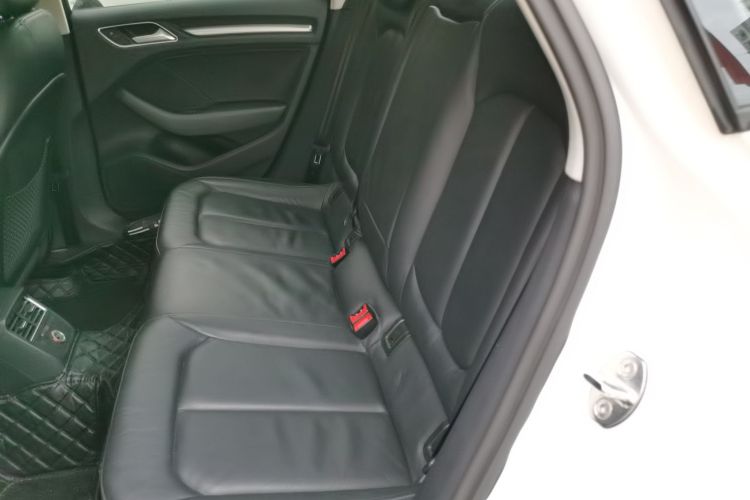 Audi A3 2016 car image #17