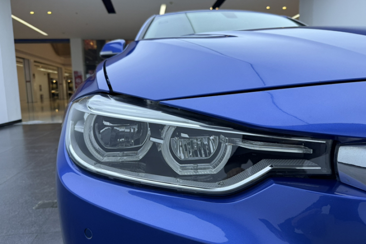 BMW 3 Series 2019 #7 BMW 3 Series 2019 car image #7
