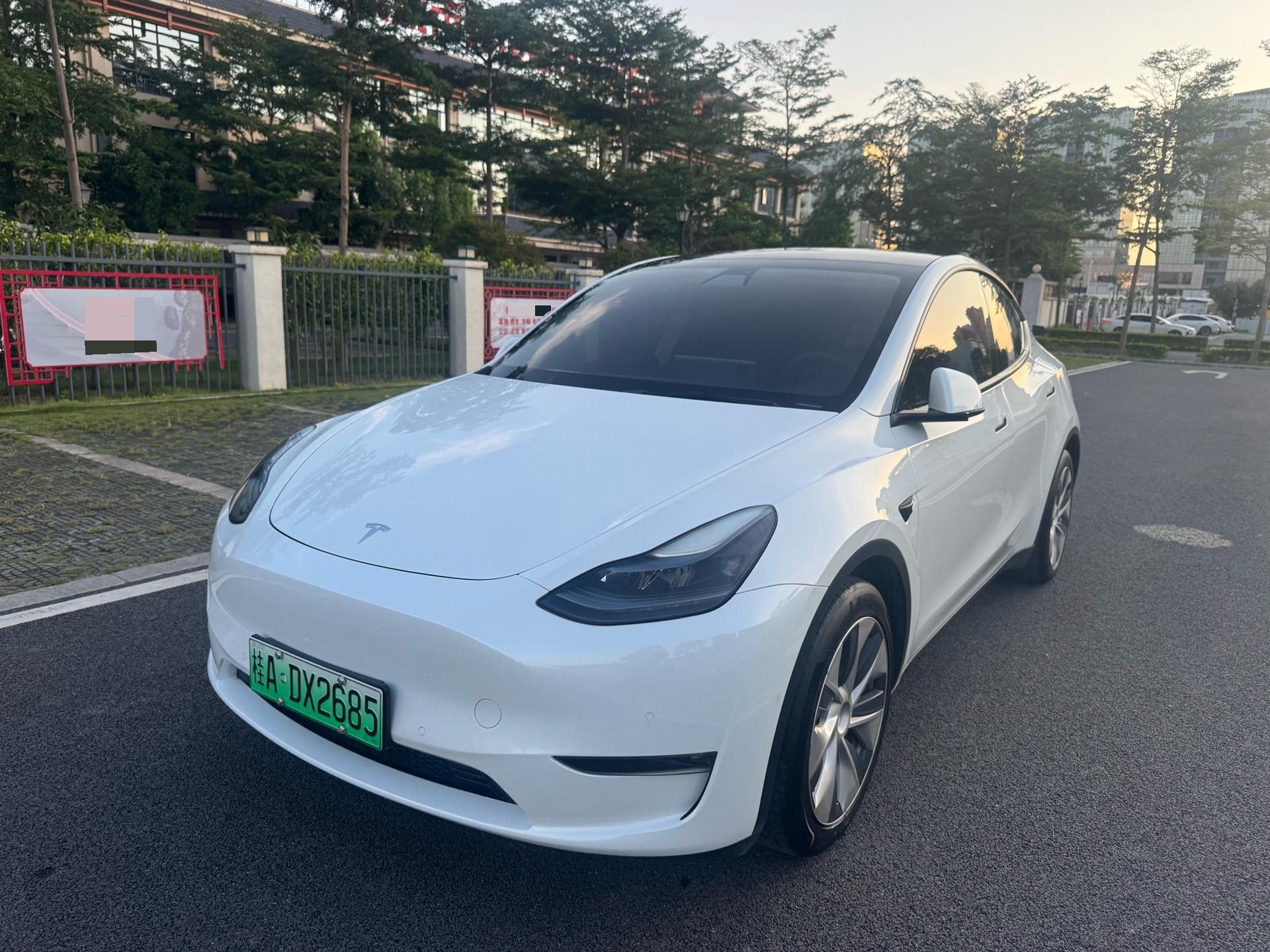 Tesla Model Y 2021 Tesla Model Y 2021 car image