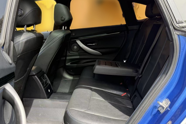 BMW 3 Series GT 2019 car image #13