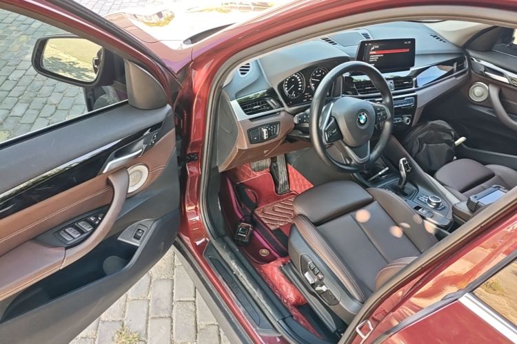 BMW X1 2021 car image #16