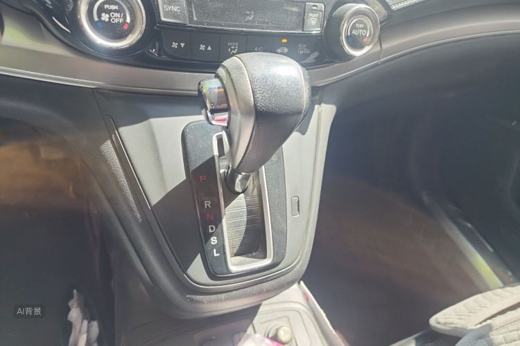 Honda CR-V 2016 #16 Honda CR-V 2016 car image #16