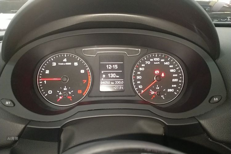 Audi Q3 2019 car image #13
