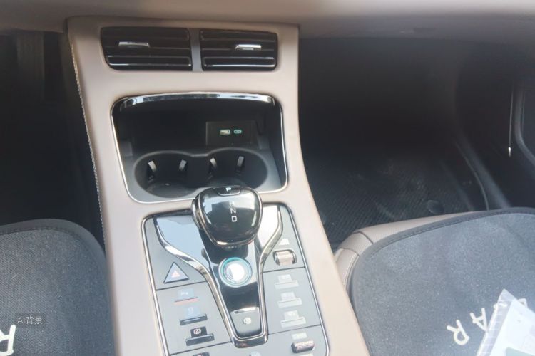 BYD Han 2024 car image #16