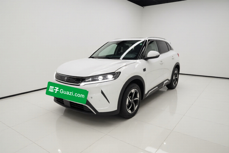 BYD YuanUP 2025 #2 BYD YuanUP 2025 car image #2