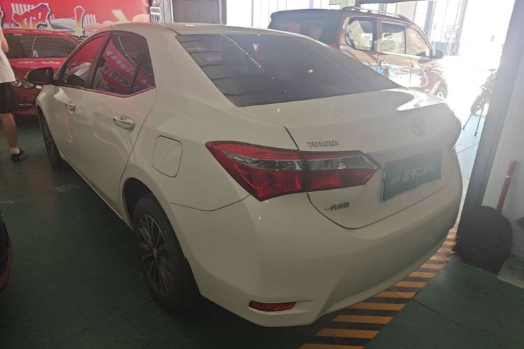 Toyota Corolla 2018 immagine di auto #5