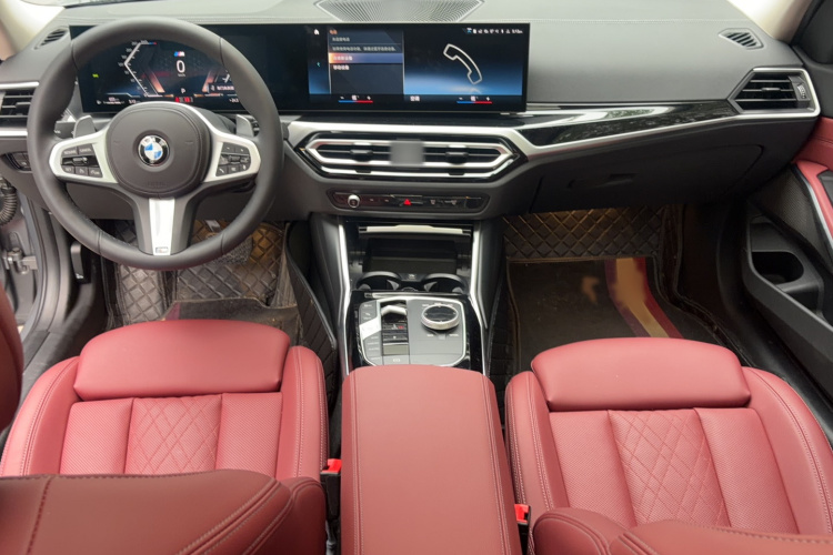 BMW 3 Series 2023 car image #11