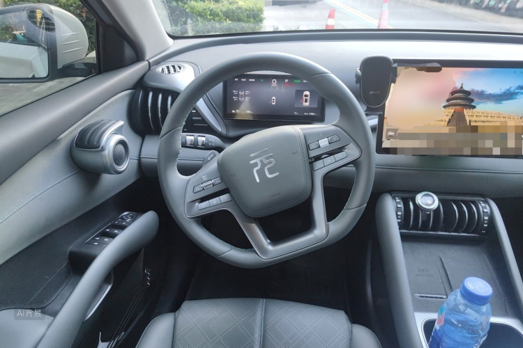 BYD Yuan Plus 2025 immagine di auto #12