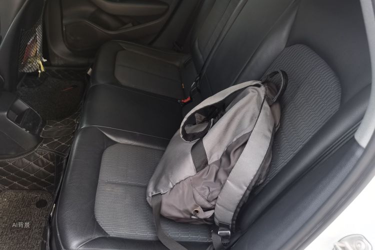 Audi A3 2019 car image #19