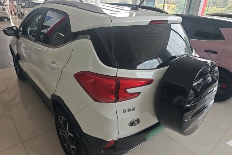 BYD Yuan Pro 2022 #7 BYD Yuan Pro 2022 car image #7