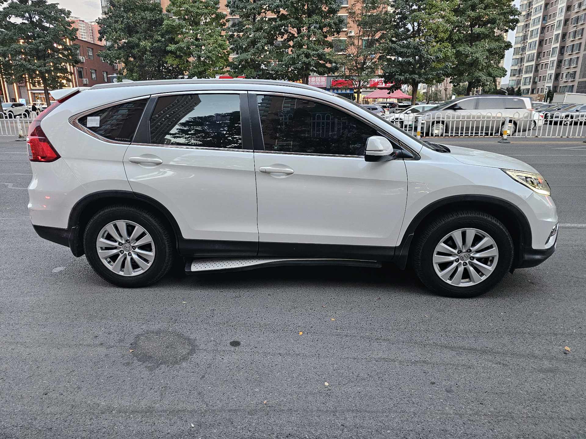 Honda CR-V 2017 صورة سيارة #5
