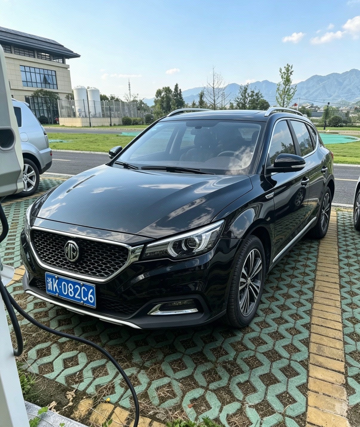 MG ZS 2018 car image 