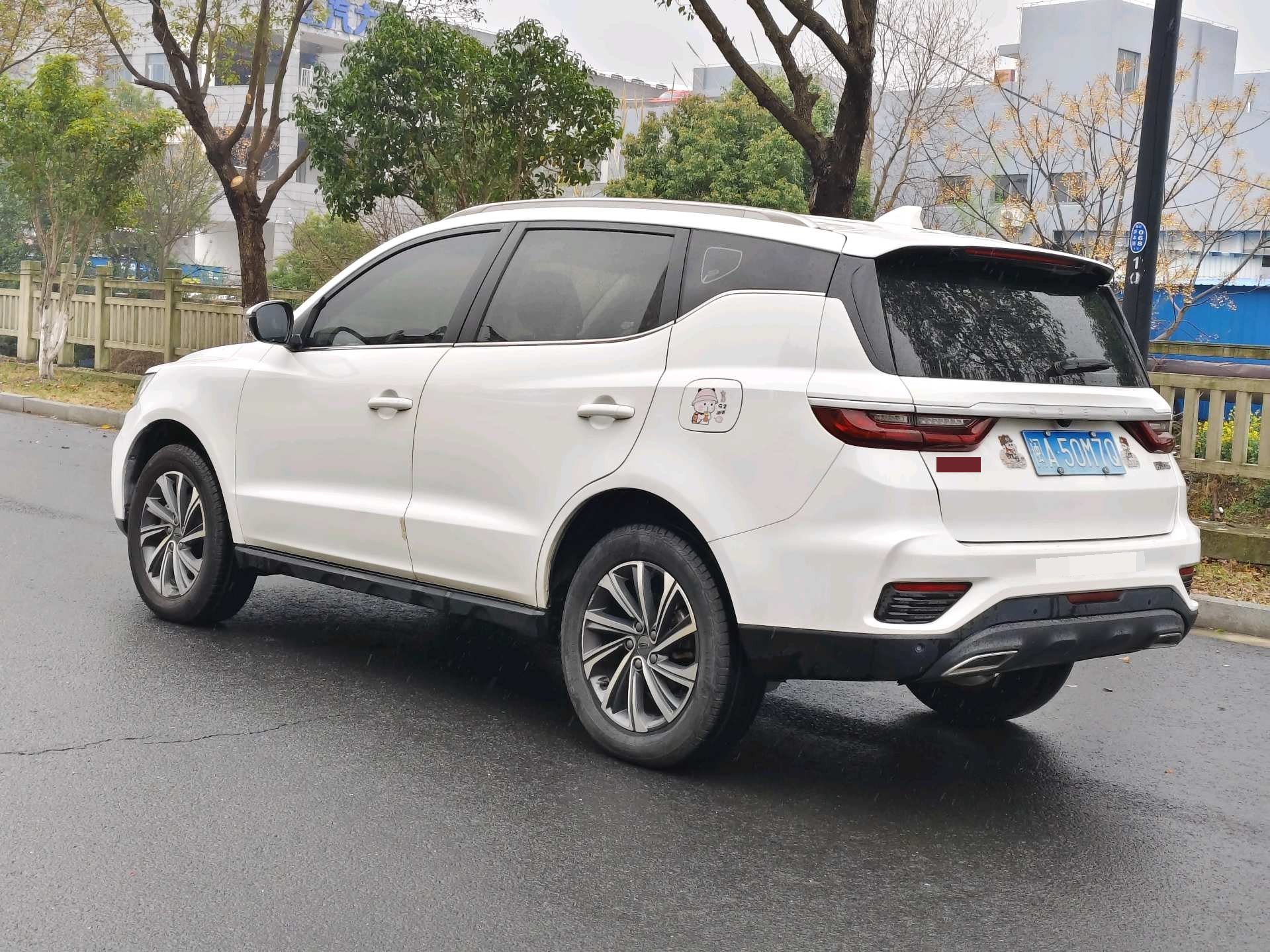 GEELY Vision X6 2020 car image #9