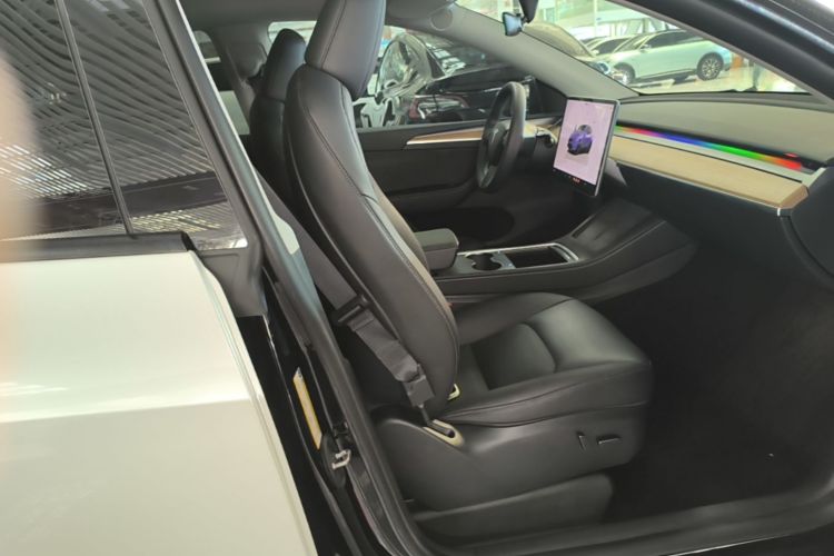 Tesla Model Y 2023 #24 Tesla Model Y 2023 car image #24