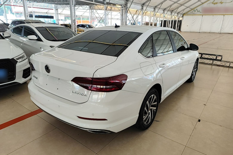 Volkswagen Lavida 2022 imagen de coche #7