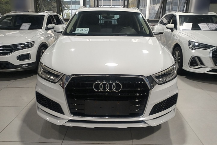 Audi Q3 2019 #3 Audi Q3 2019 car image #3