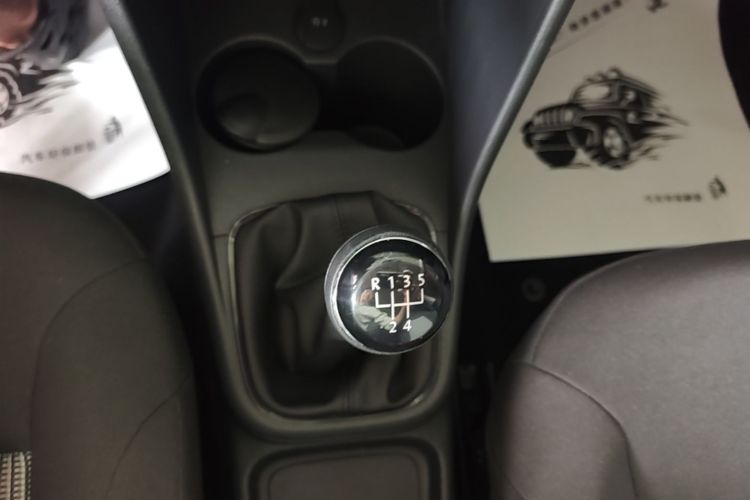 Volkswagen Polo 2016 #14 Volkswagen Polo 2016 car image #14