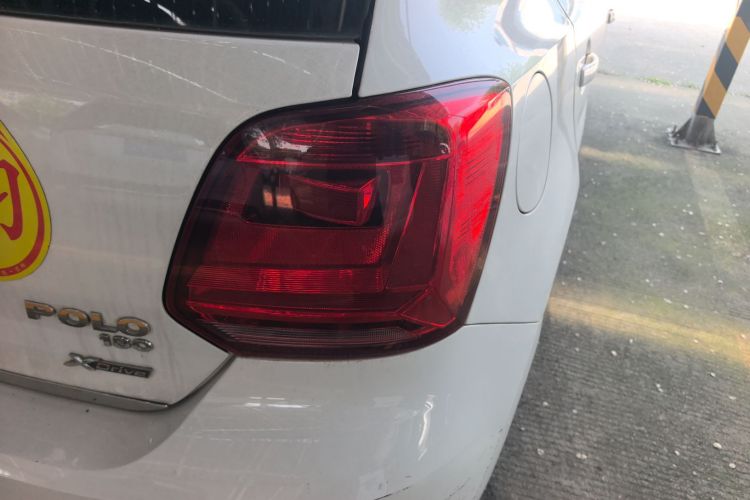 Volkswagen Polo 2019 imagem de carro #8