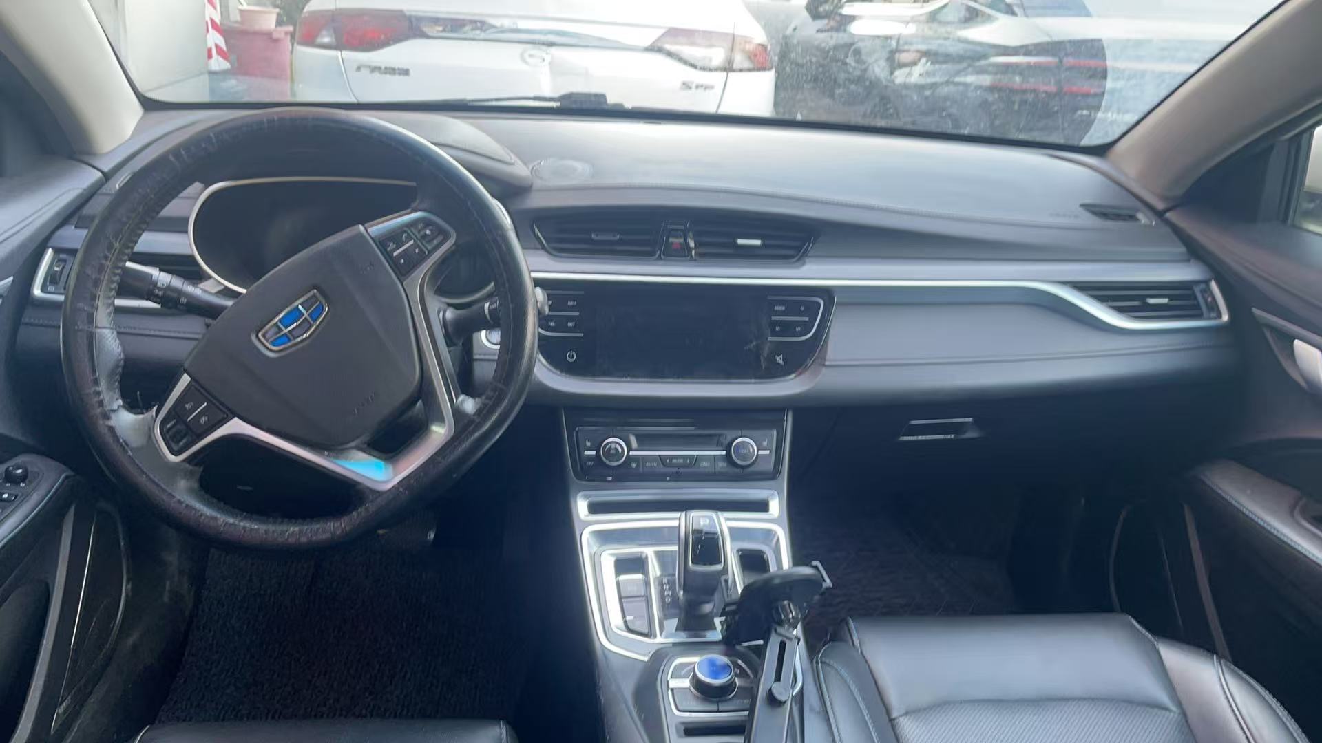 GEELY Emgrand New Energy 2018 car image #9
