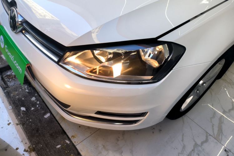 Volkswagen Golf 2016 car image #22
