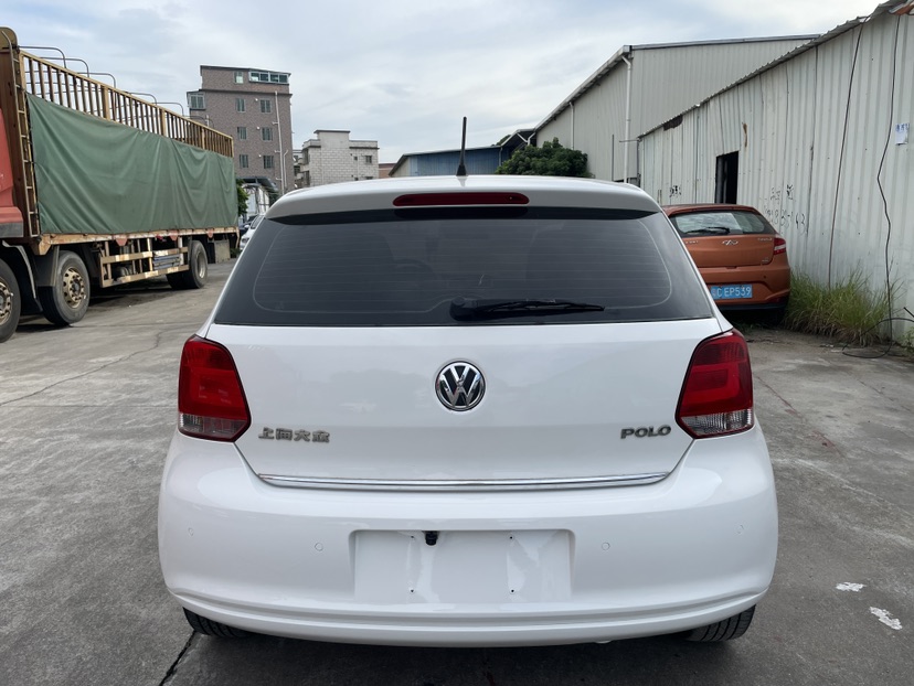 Volkswagen Polo 2013 #8 Volkswagen Polo 2013 car image #8
