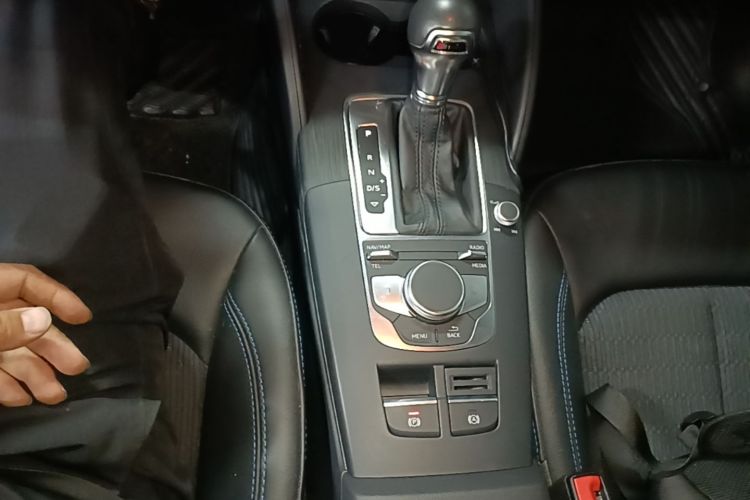 Audi A3 2018 #14 Audi A3 2018 car image #14