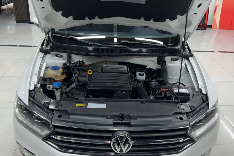 Volkswagen Bora 2019 #18 Volkswagen Bora 2019 car image #18