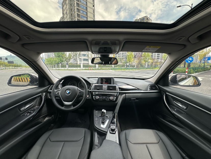 BMW 3 Series 2017 #6 BMW 3 Series 2017 car image #6