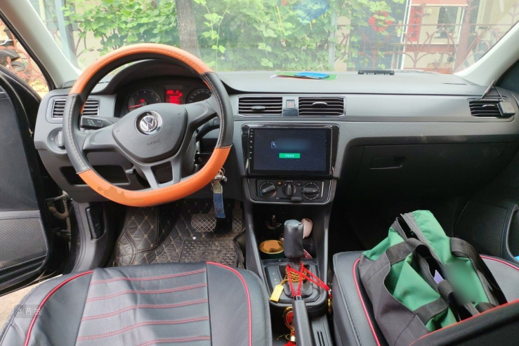 Volkswagen Santana 2020 car image #11