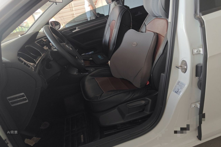 Volkswagen Golf 2015 car image #17
