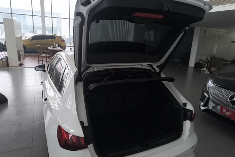 Audi A3 2024 immagine di auto #19