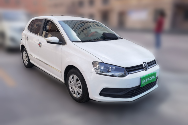 Volkswagen Polo 2019 car image #4