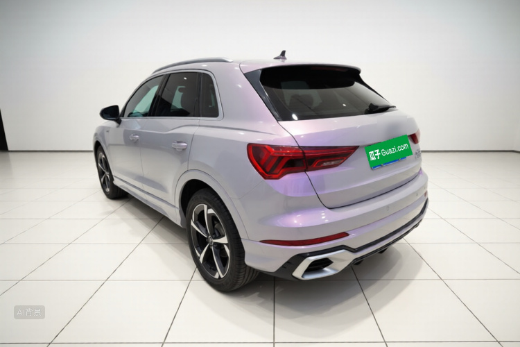Audi Q3 2024 car image #5