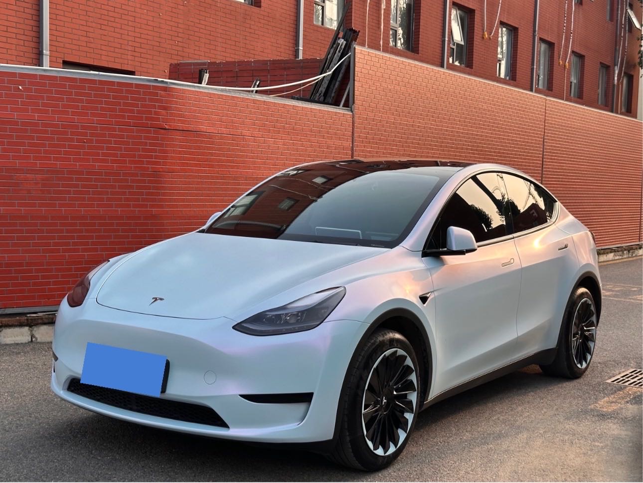 Tesla Model Y 2024 Tesla Model Y 2024 car image